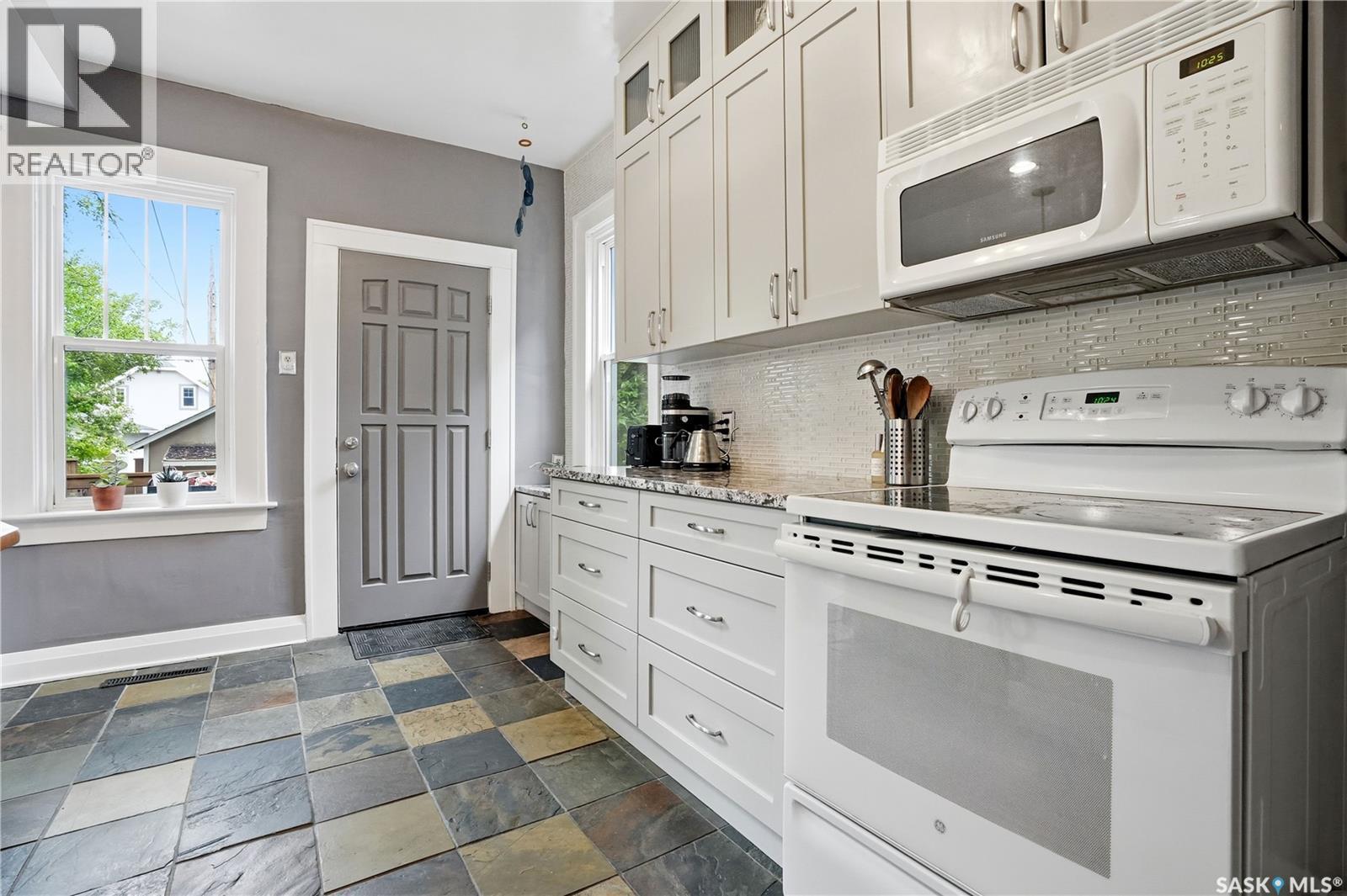 2124 Argyle Street, Regina, SK