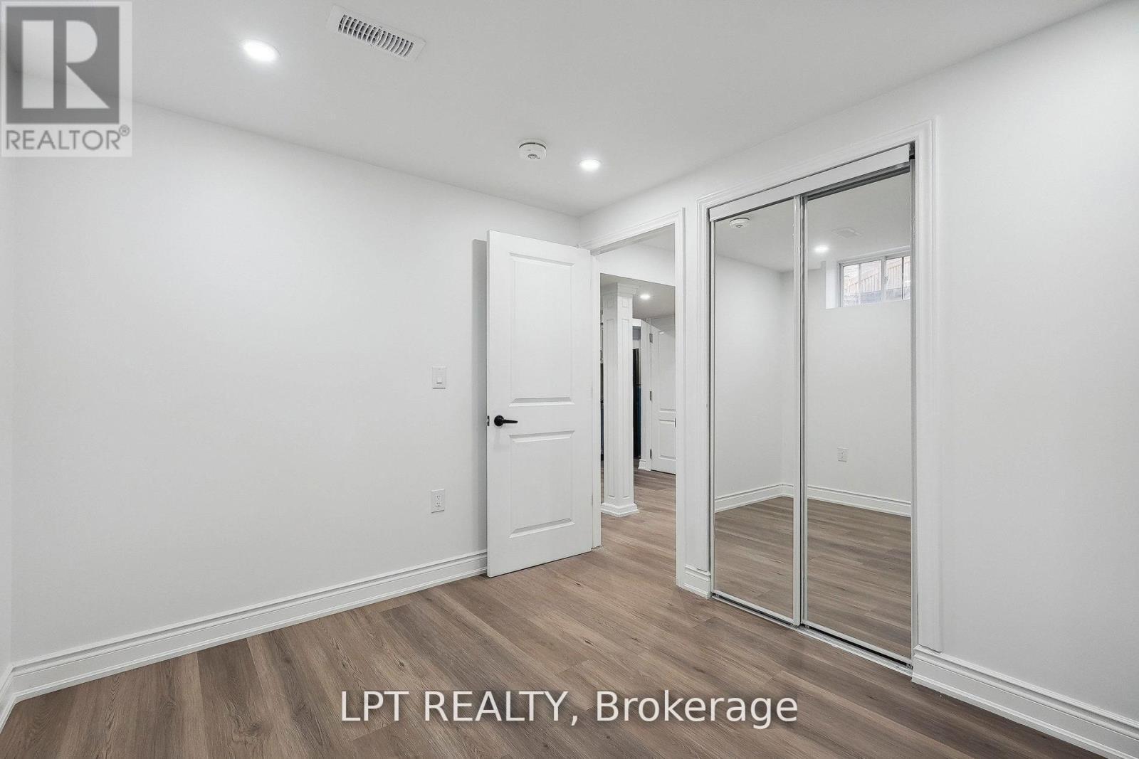 Lower - 140 Springvalley Crescent, Hamilton, ON