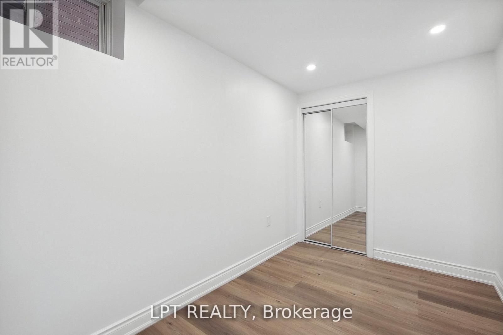 Lower - 140 Springvalley Crescent, Hamilton, ON