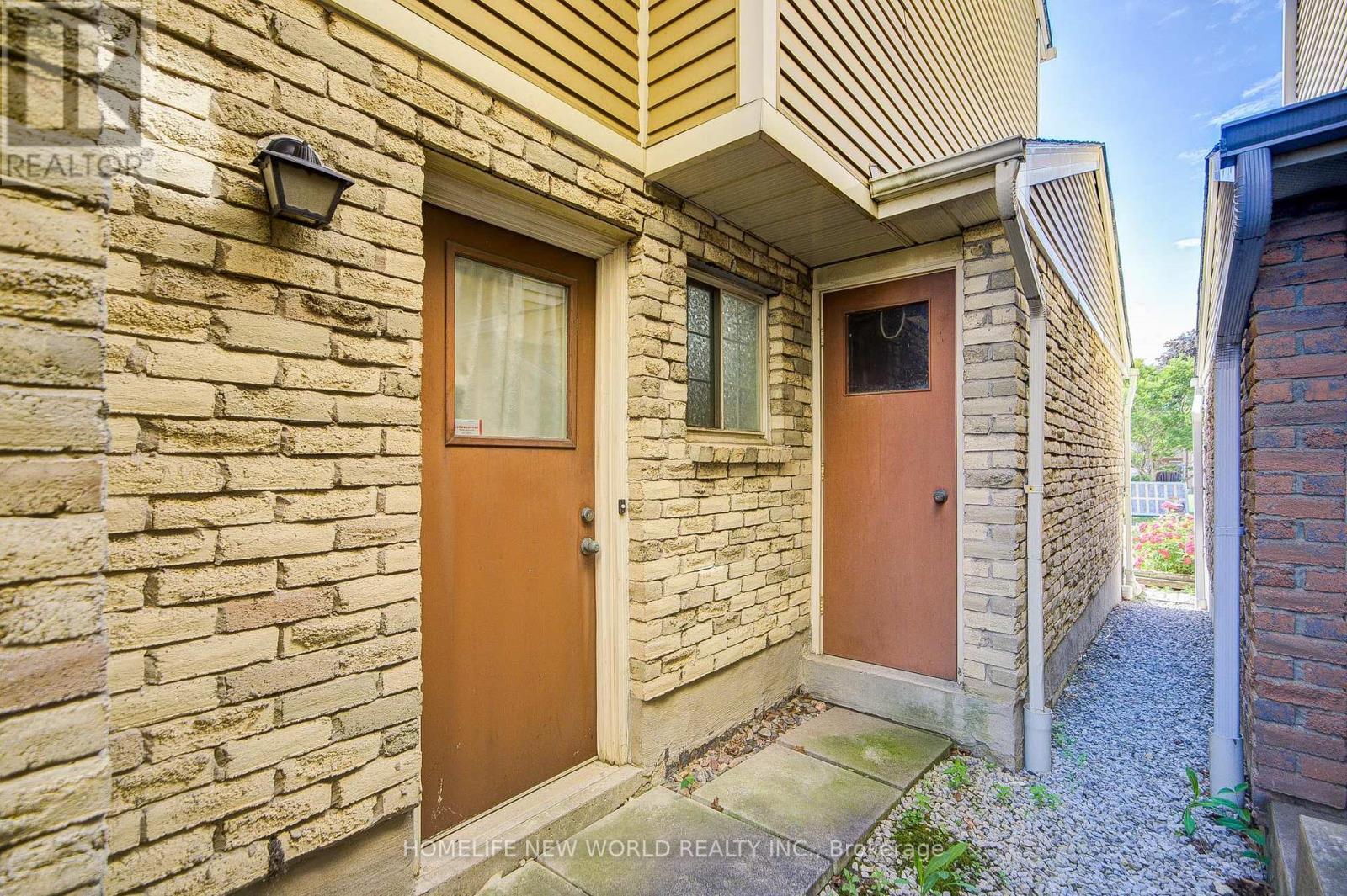 129 Sandyhook Square, Toronto, ON