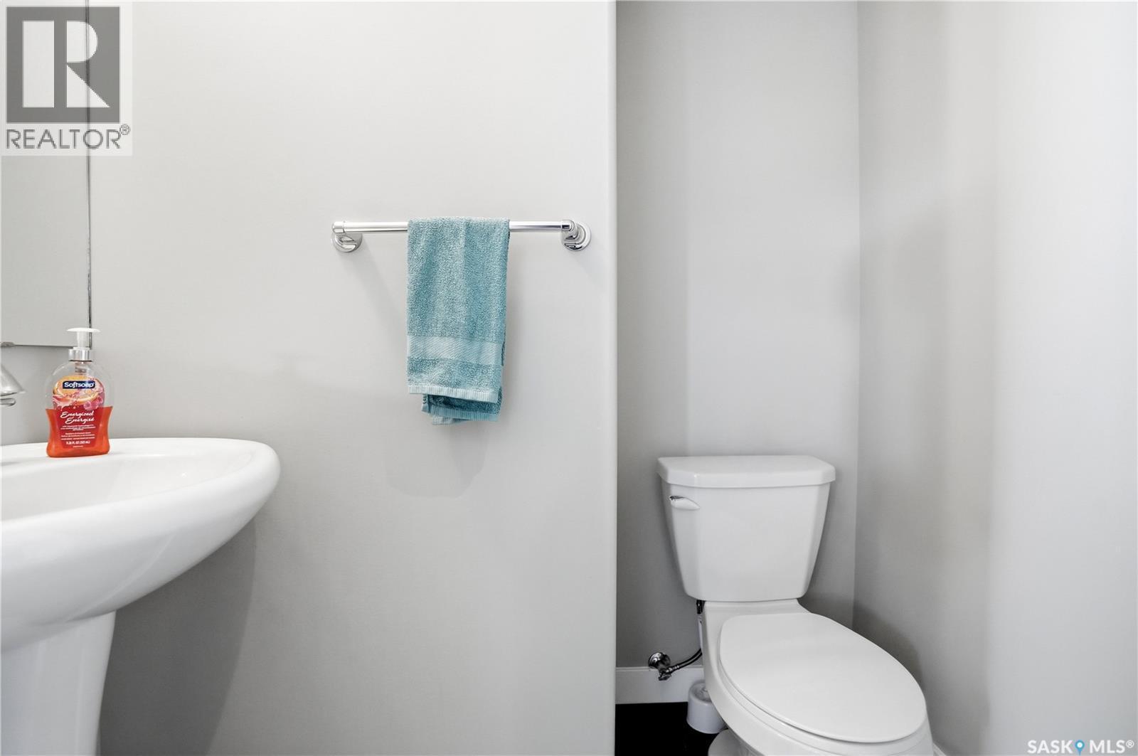 5425 Campling Avenue, Regina, SK