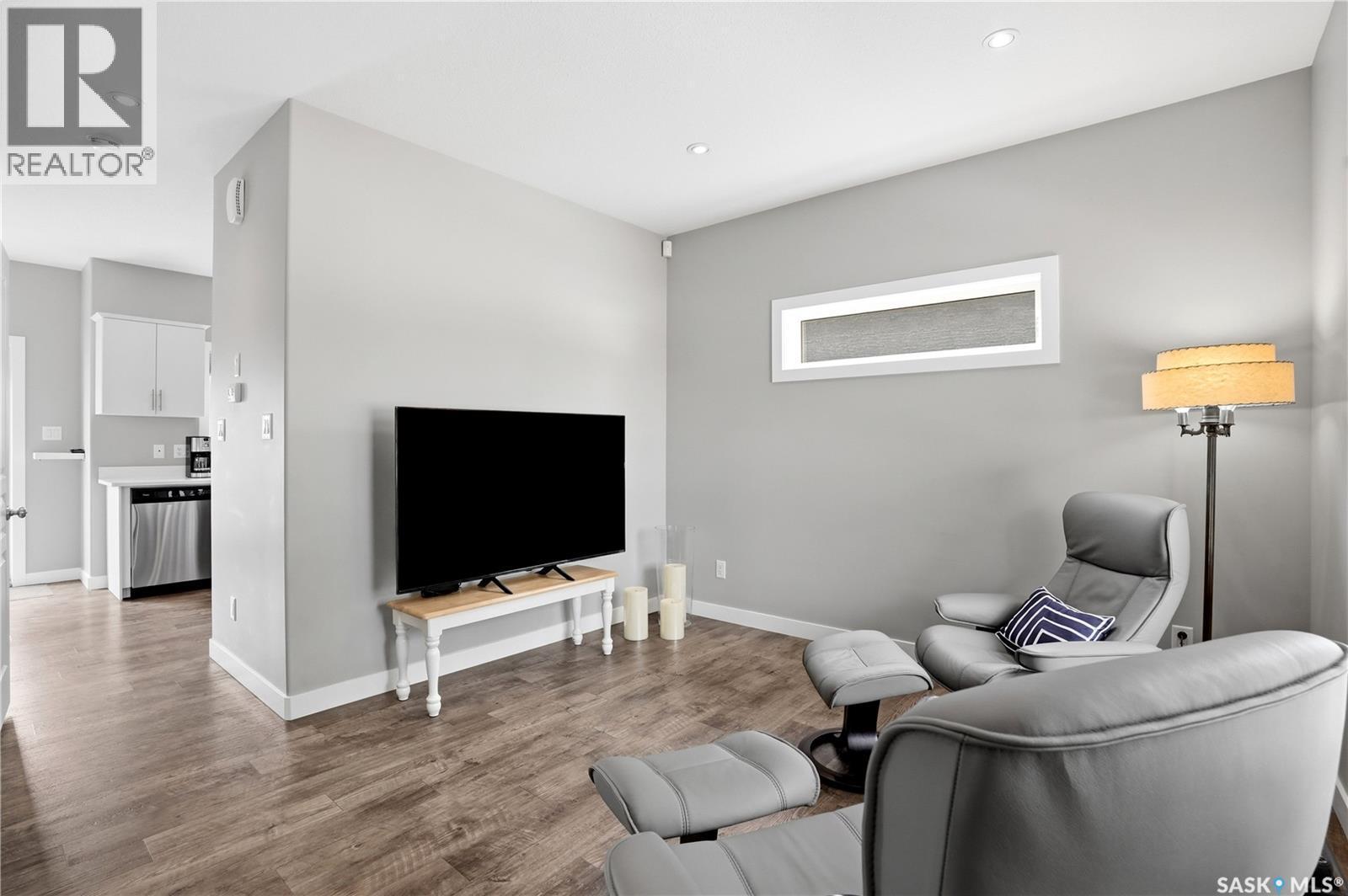5425 Campling Avenue, Regina, SK