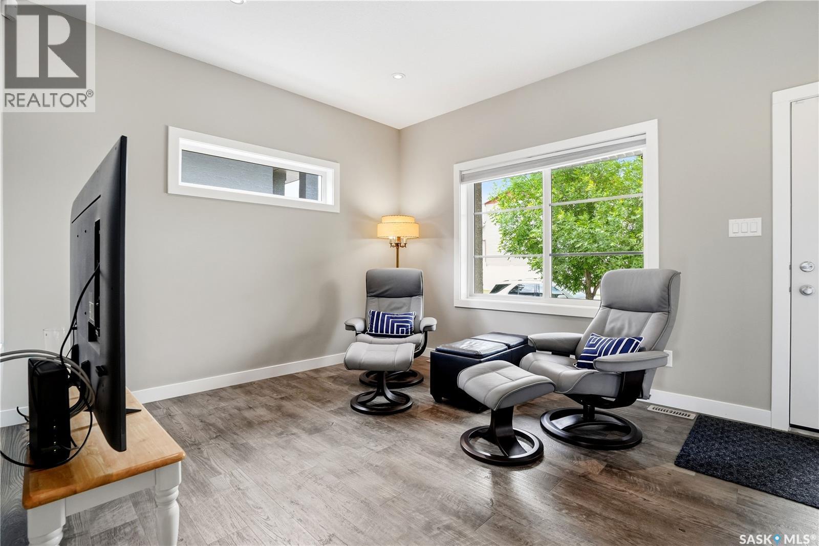 5425 Campling Avenue, Regina, SK