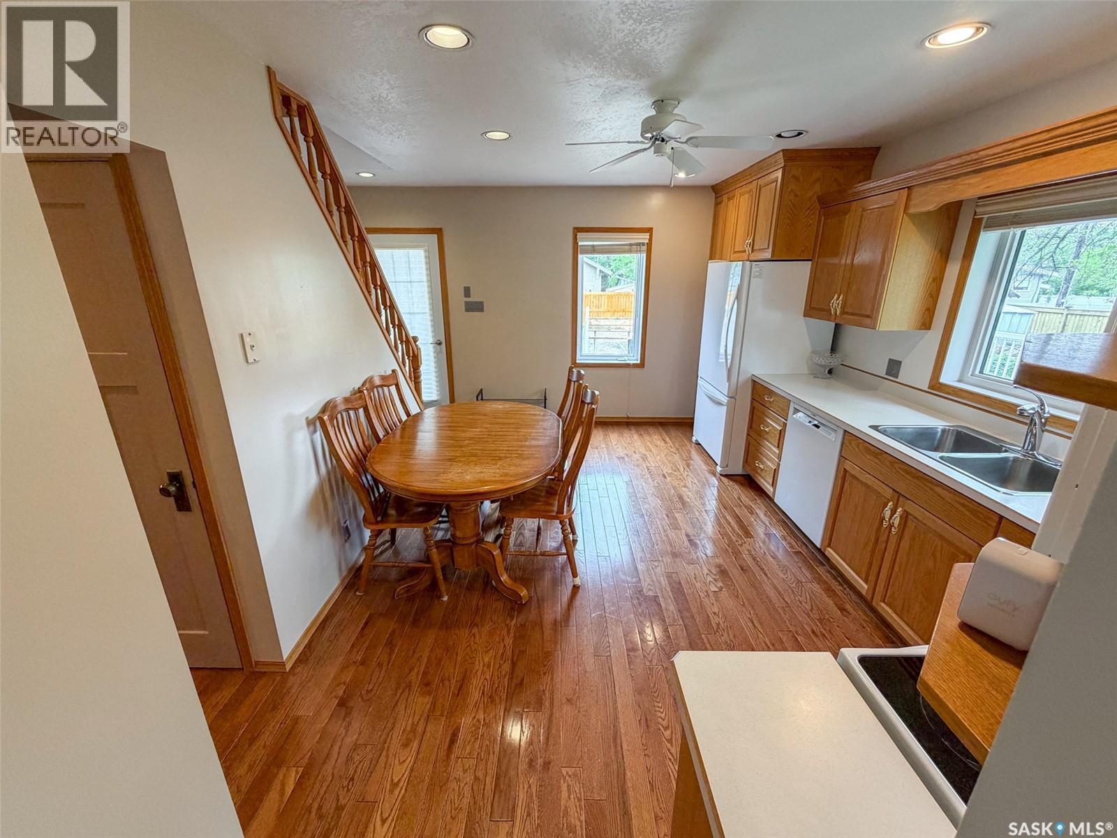 692 2Nd Street E, Shaunavon, SK