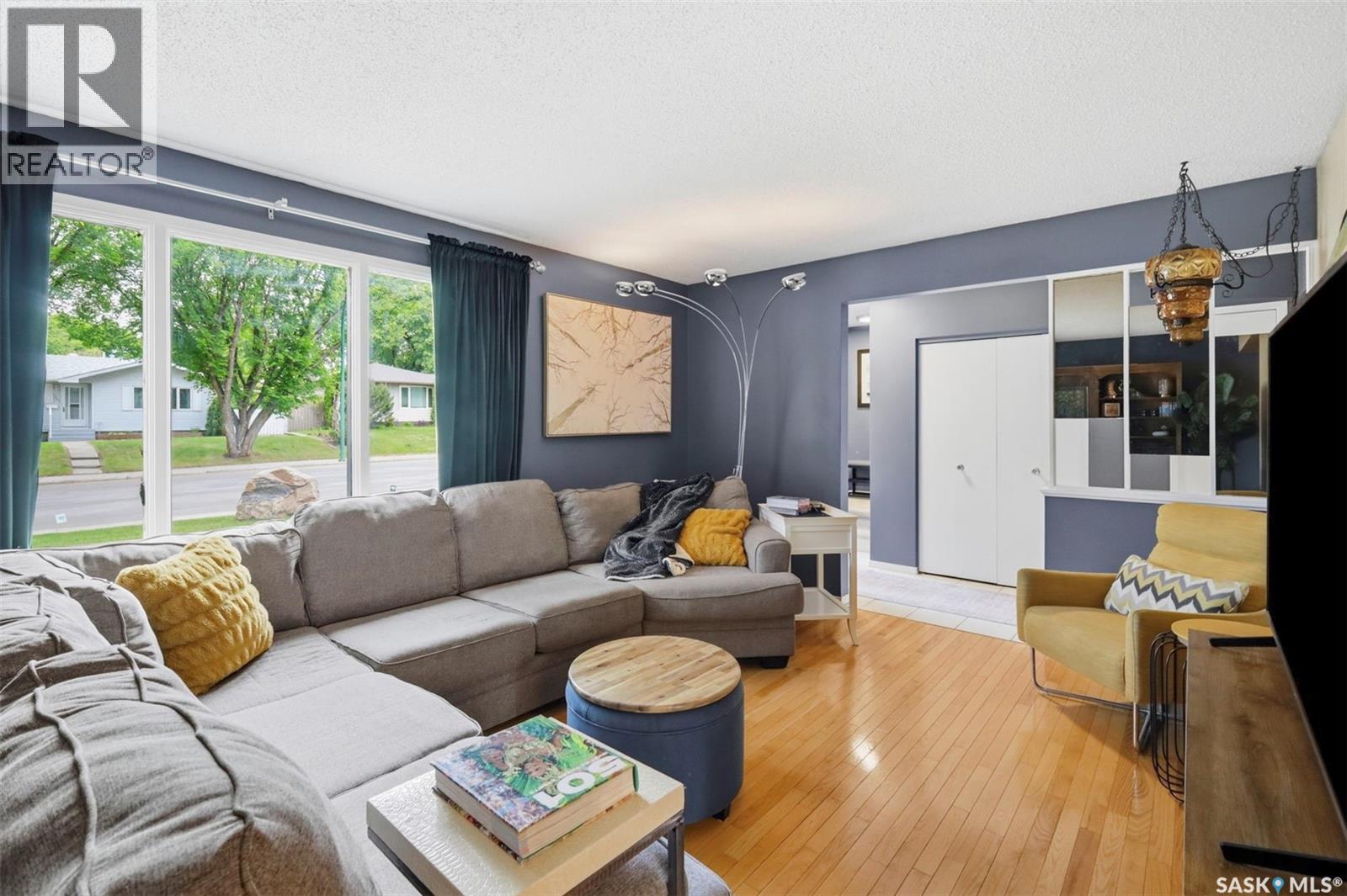 1660 Alexandra Avenue, Saskatoon, SK