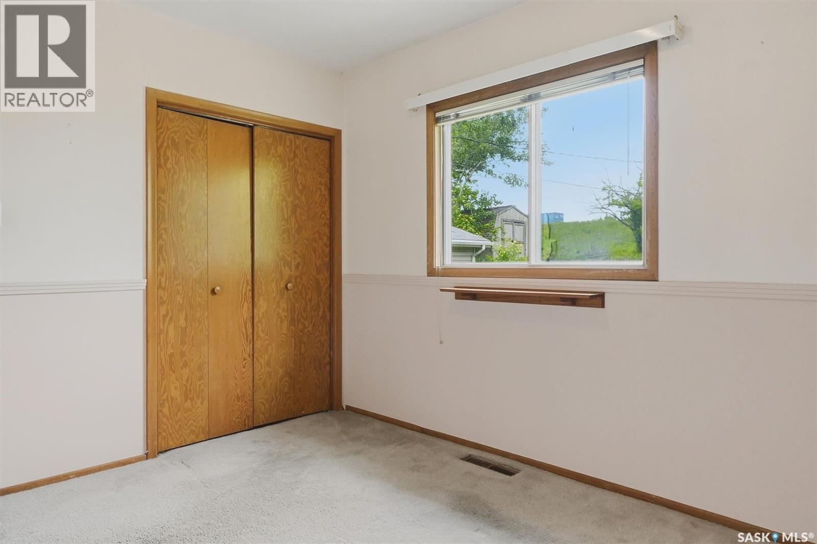 99 Howell Avenue, Saskatoon, SK
