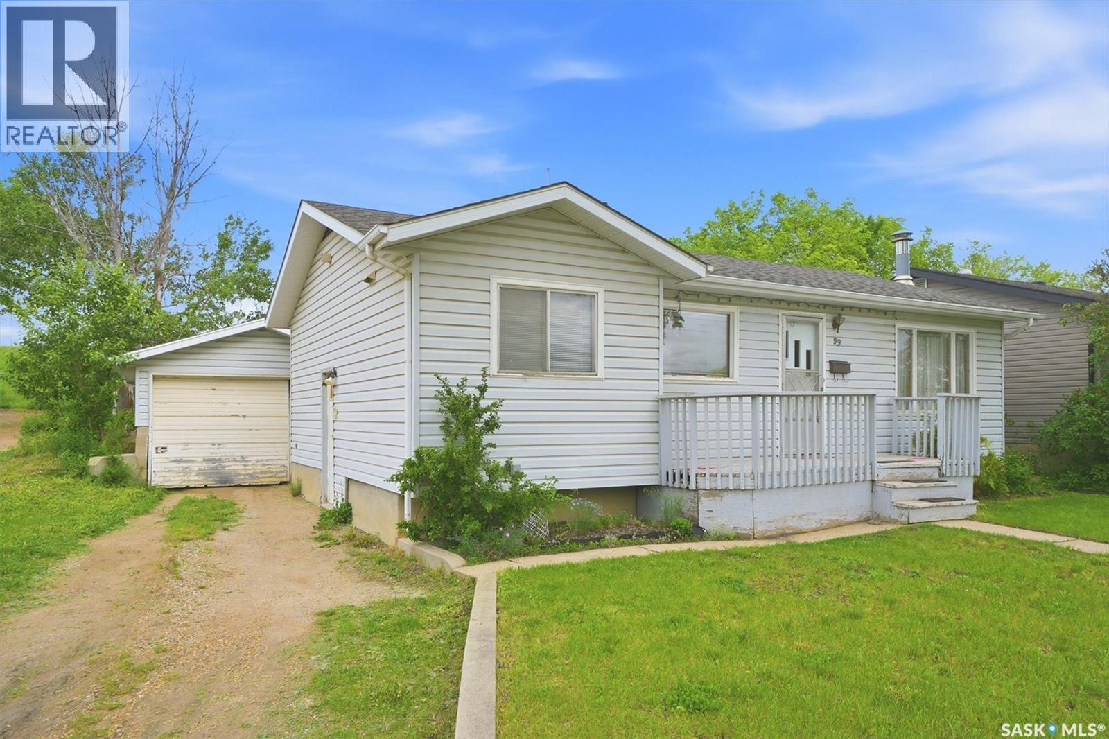 99 Howell Avenue, Saskatoon, SK