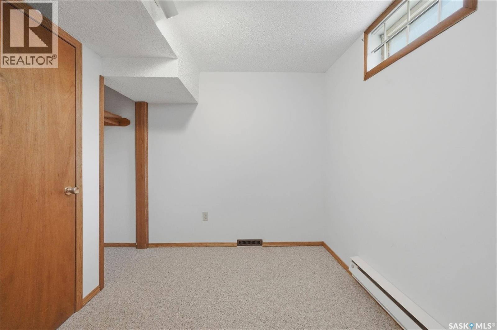 99 Howell Avenue, Saskatoon, SK