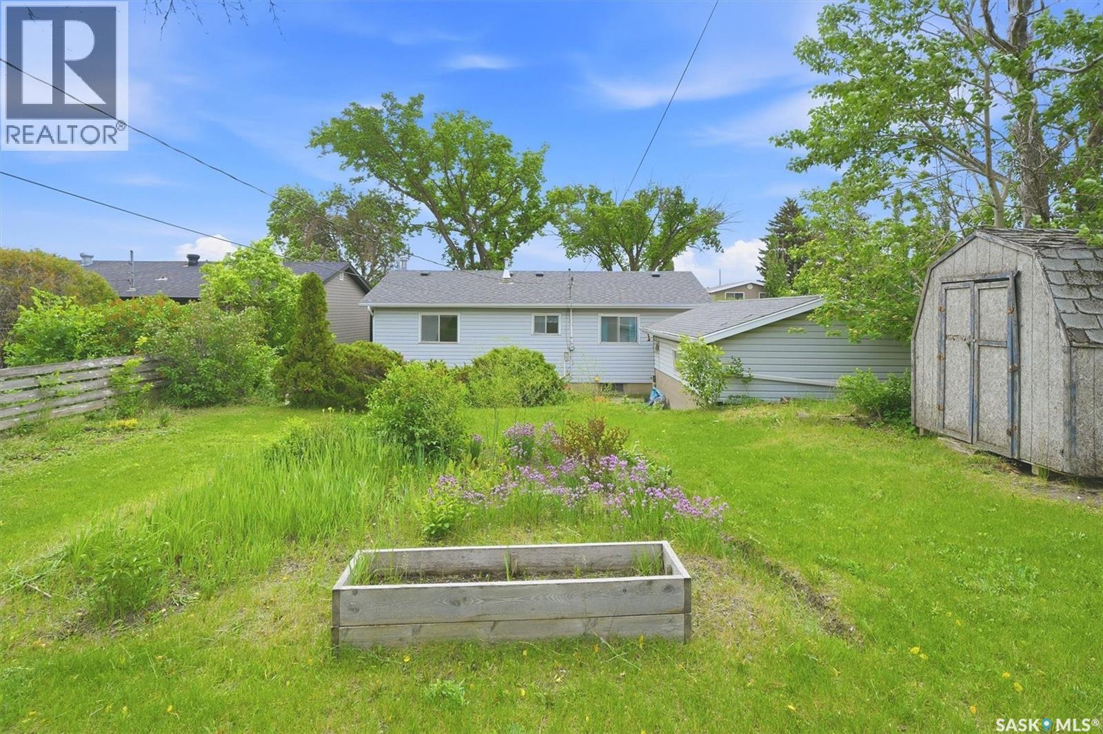 99 Howell Avenue, Saskatoon, SK