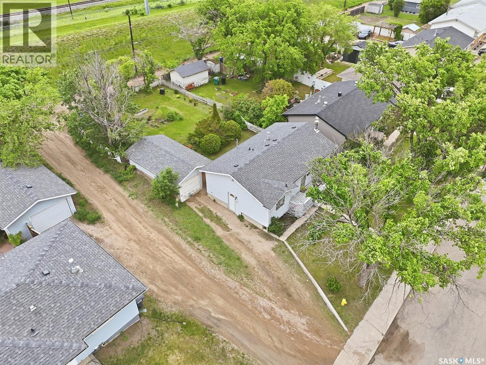 99 Howell Avenue, Saskatoon, SK