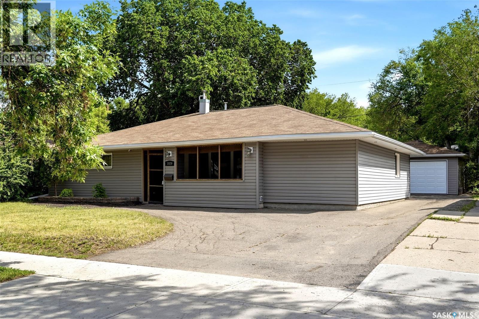 1829 Grant Drive, Regina, SK