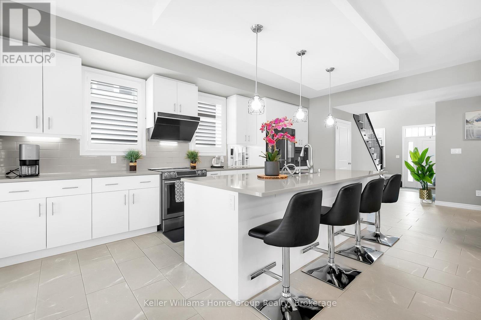 121 Lovett Lane, Guelph (Kortright West), ON