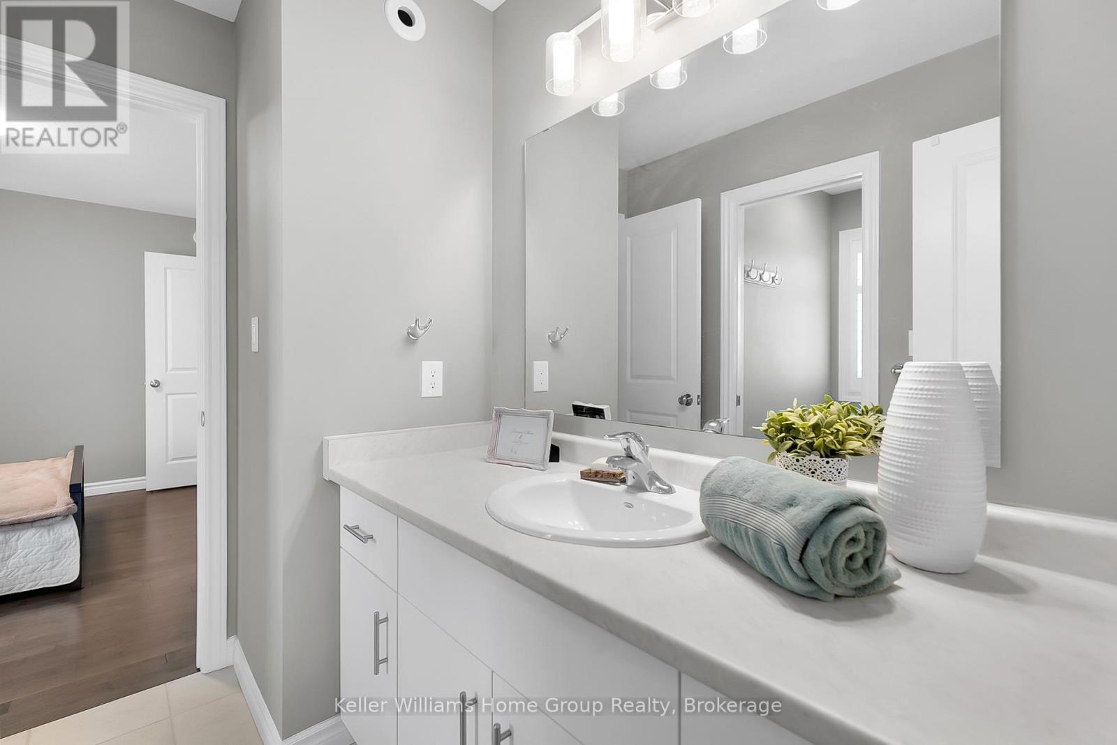 121 Lovett Lane, Guelph (Kortright West), ON