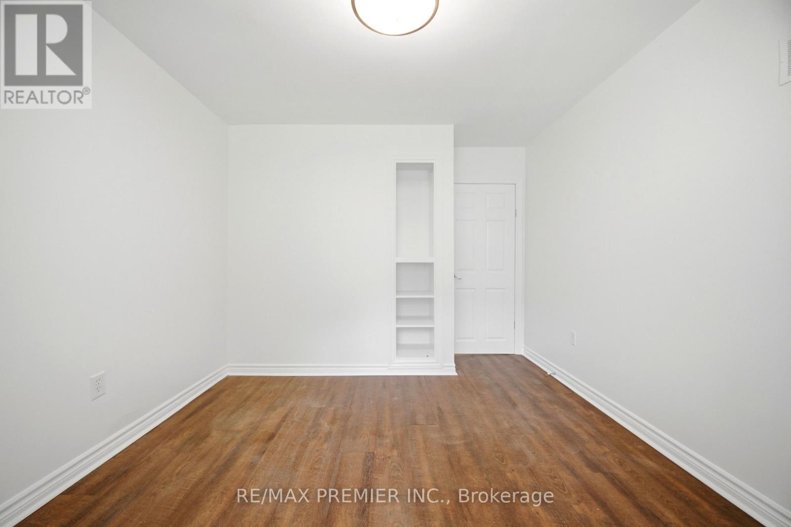 16 William Street, Hamilton, ON