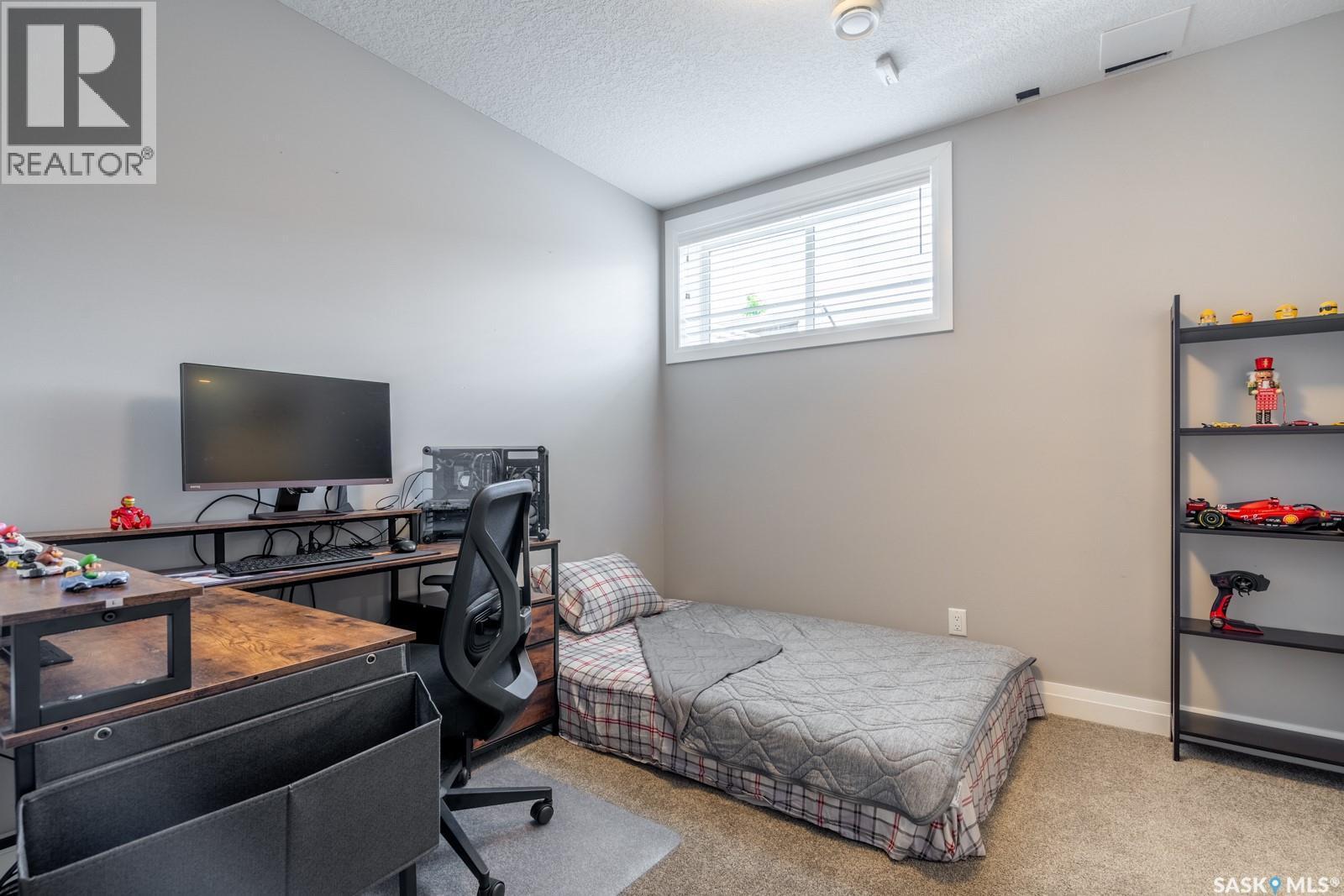 5433 Green Silverberry Drive E, Regina, SK