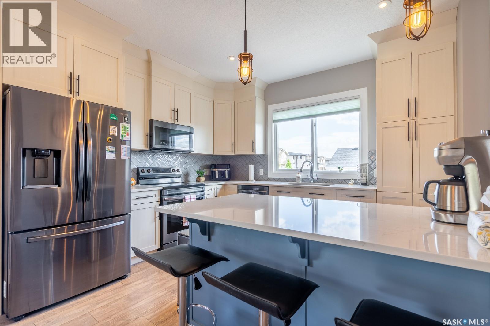 5433 Green Silverberry Drive E, Regina, SK