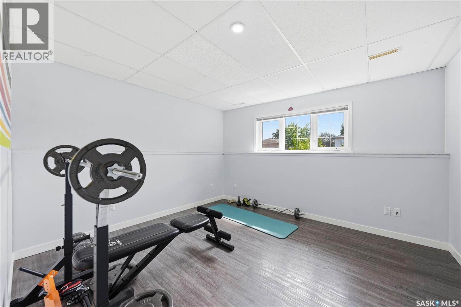 207 Sumner Crescent, Saskatoon, SK