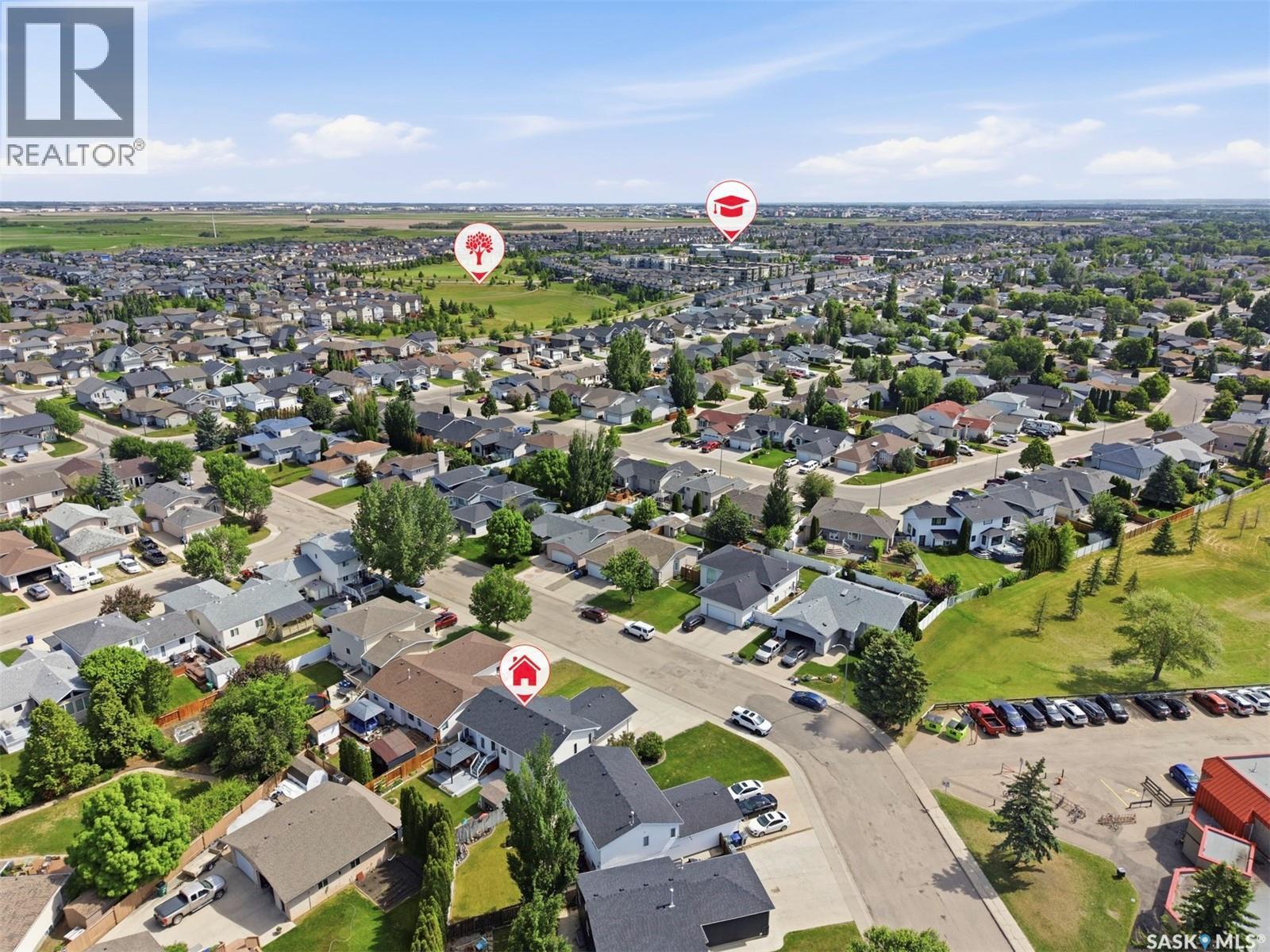 207 Sumner Crescent, Saskatoon, SK