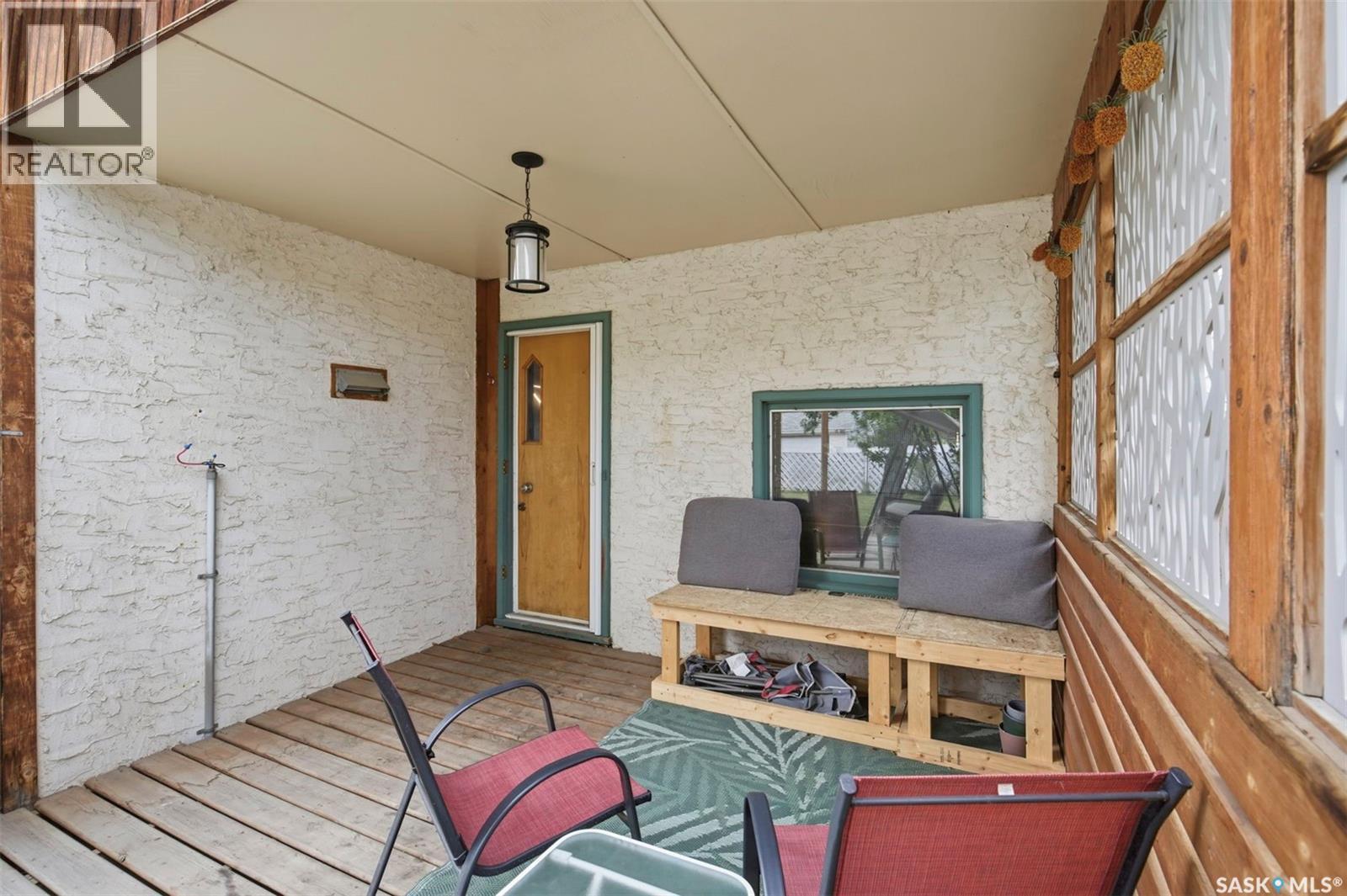 445 Witney Avenue S, Saskatoon, SK