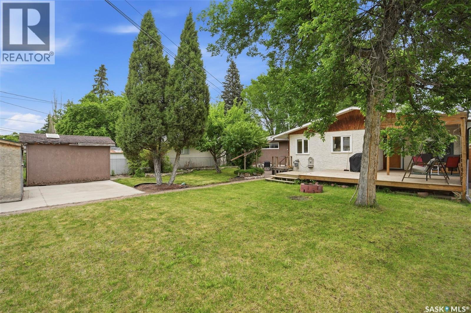 445 Witney Avenue S, Saskatoon, SK