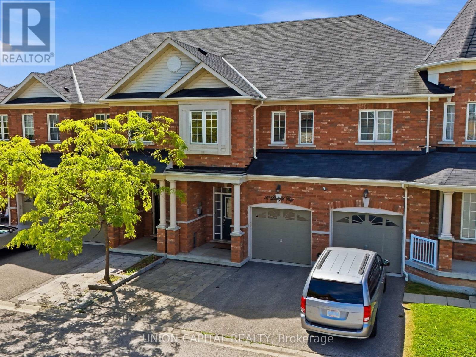 22 Delight Way, Whitby, ON