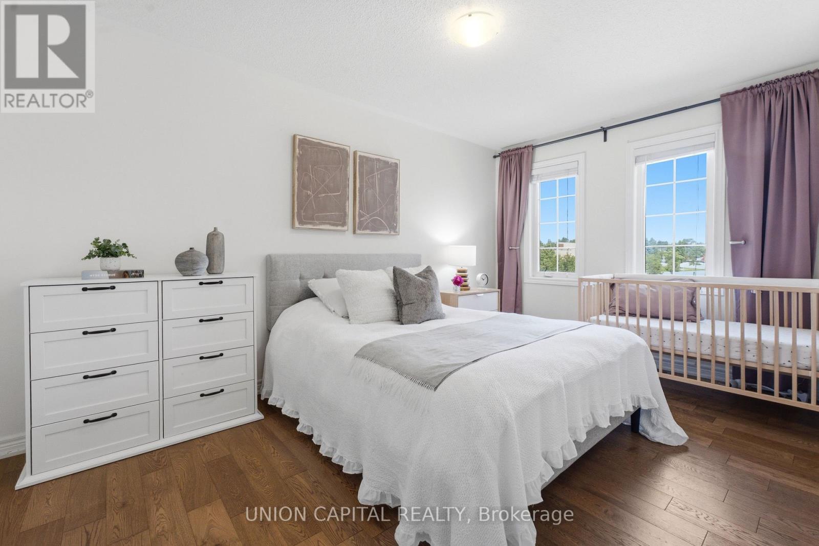 22 Delight Way, Whitby, ON