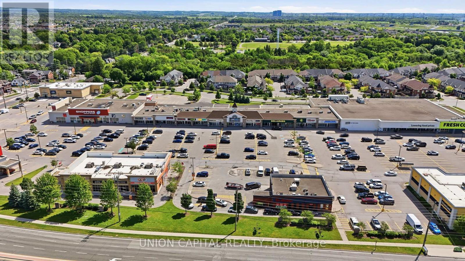 22 Delight Way, Whitby, ON