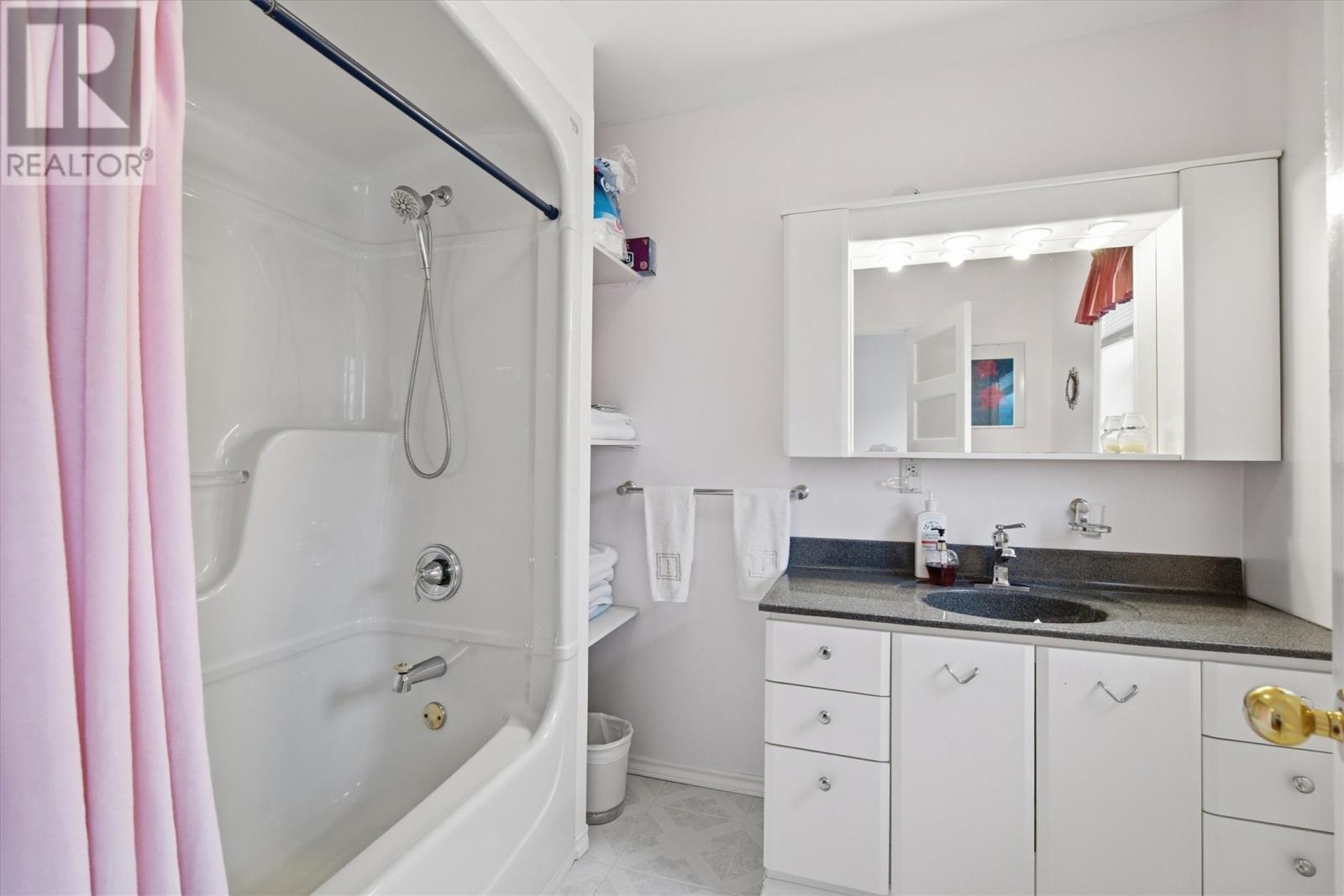 100 Harbour Road, Witless Bay, NL