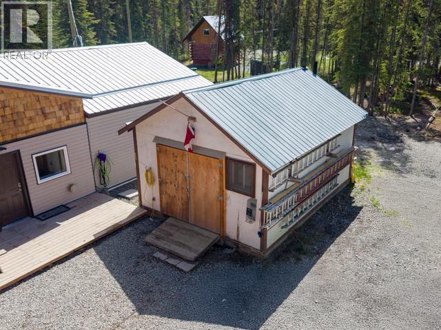 2 Woodland Drive, Whitehorse South, YT