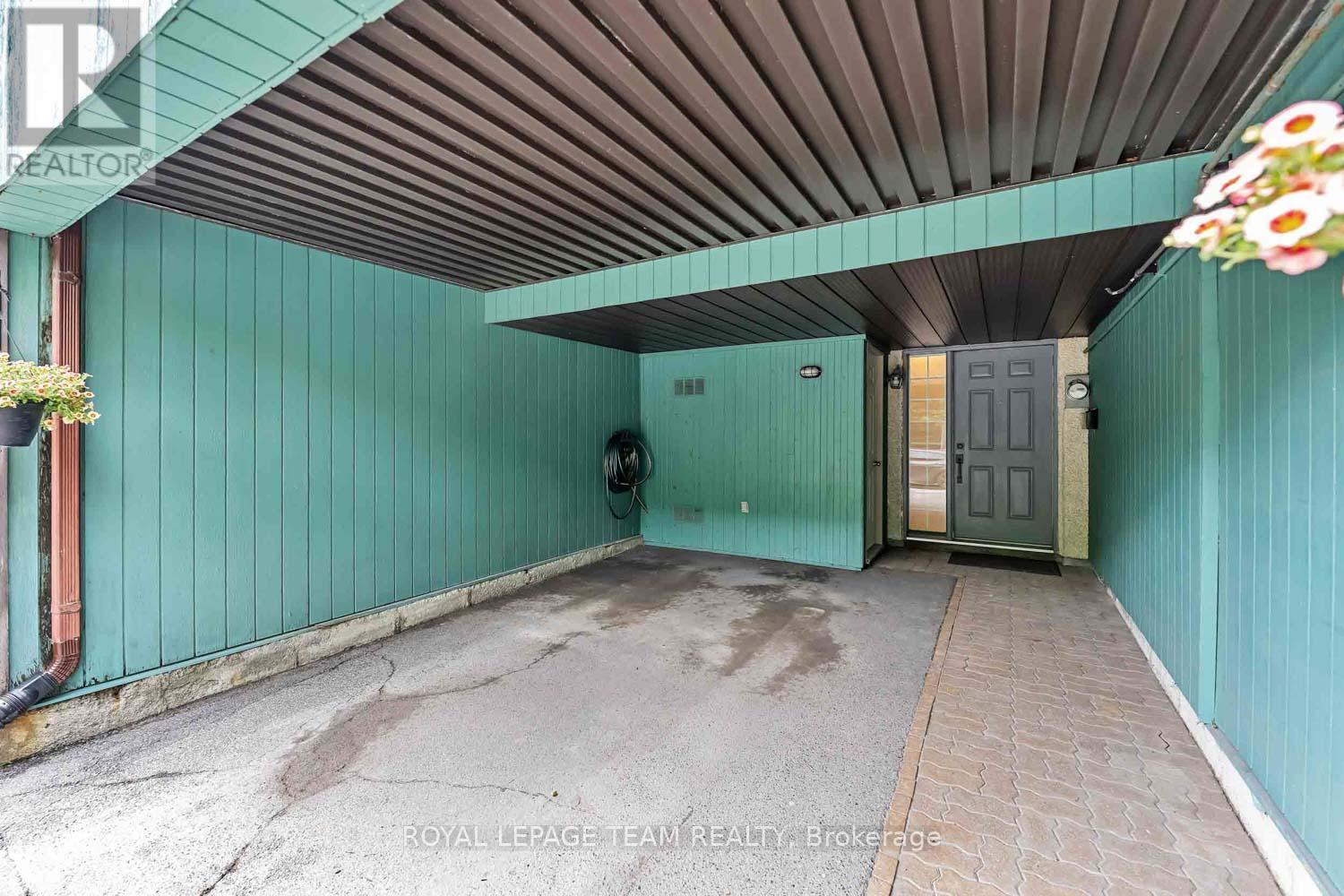 215 Booth Street, Ottawa, ON - Outdoor With Exterior