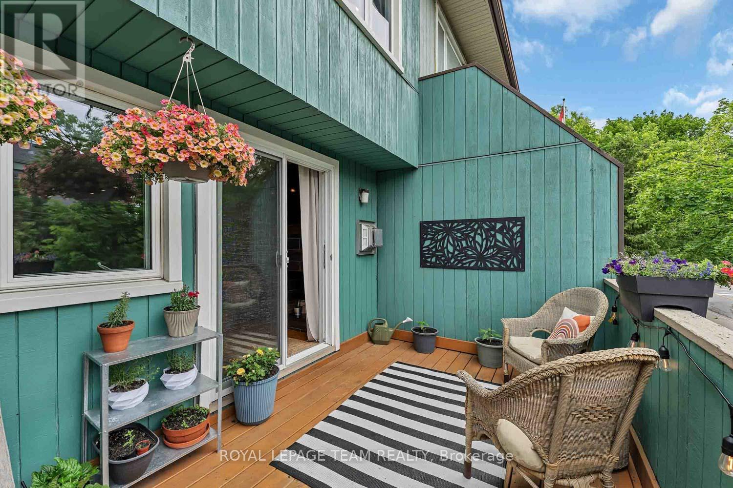 215 Booth Street, Ottawa, ON - Outdoor With Exterior