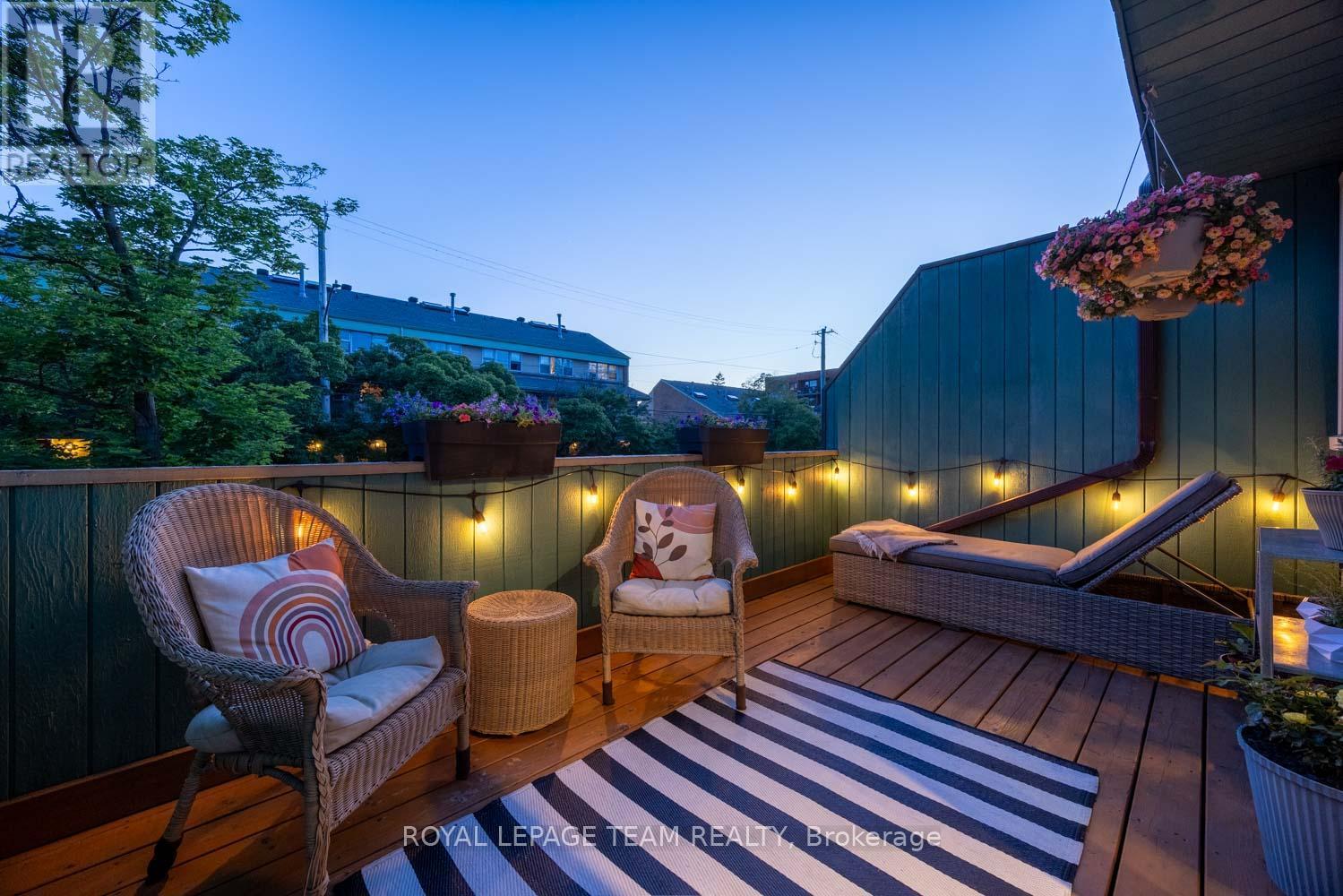 215 Booth Street, Ottawa, ON - Outdoor With Deck Patio Veranda