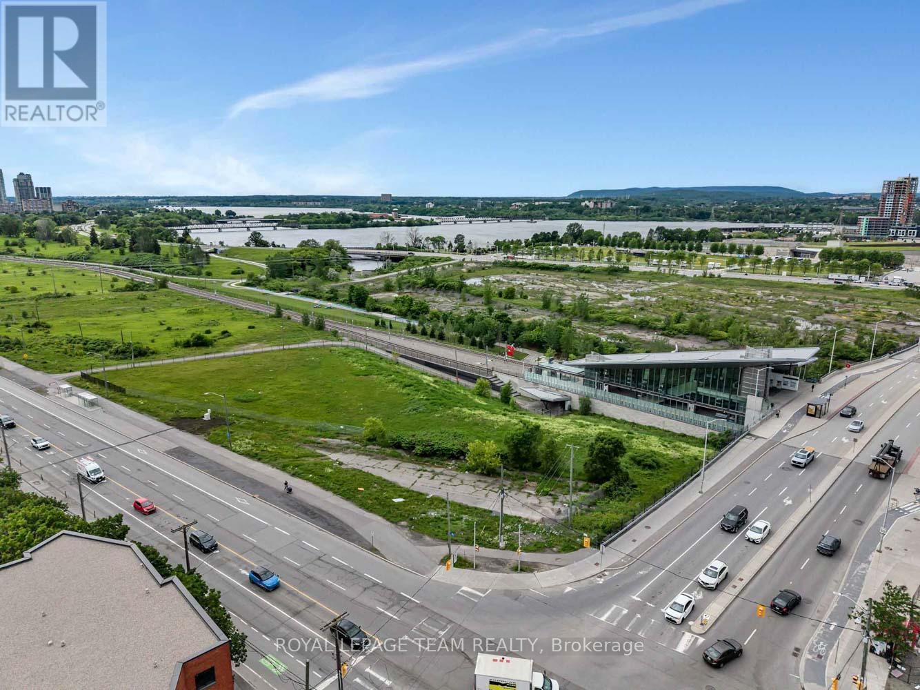 215 Booth Street, Ottawa, ON - Outdoor With View