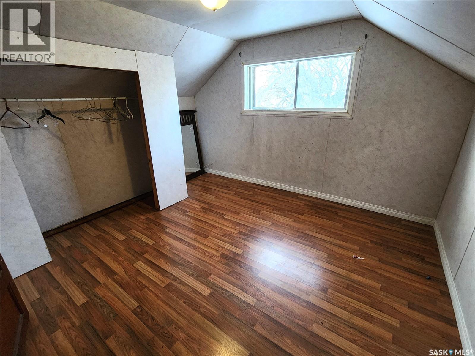 508 1St Avenue E, Lampman, SK
