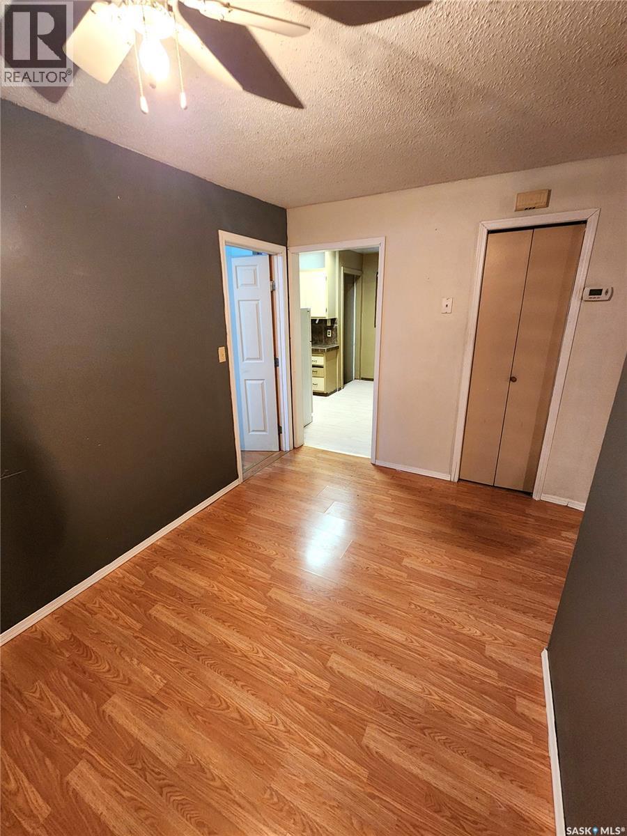 508 1St Avenue E, Lampman, SK