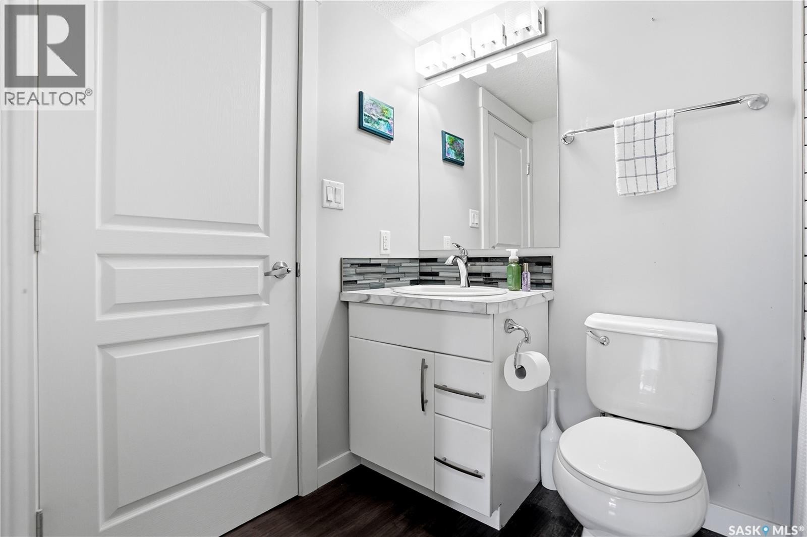 323 5301 Universal Crescent, Regina, SK
