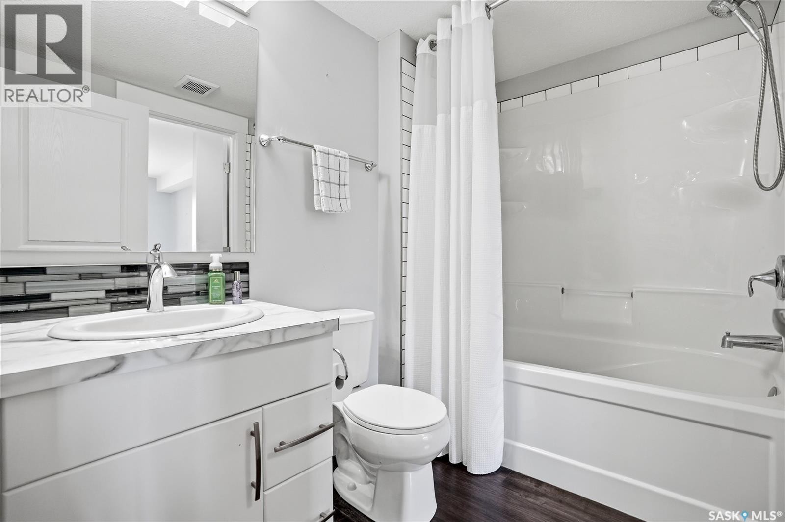 323 5301 Universal Crescent, Regina, SK