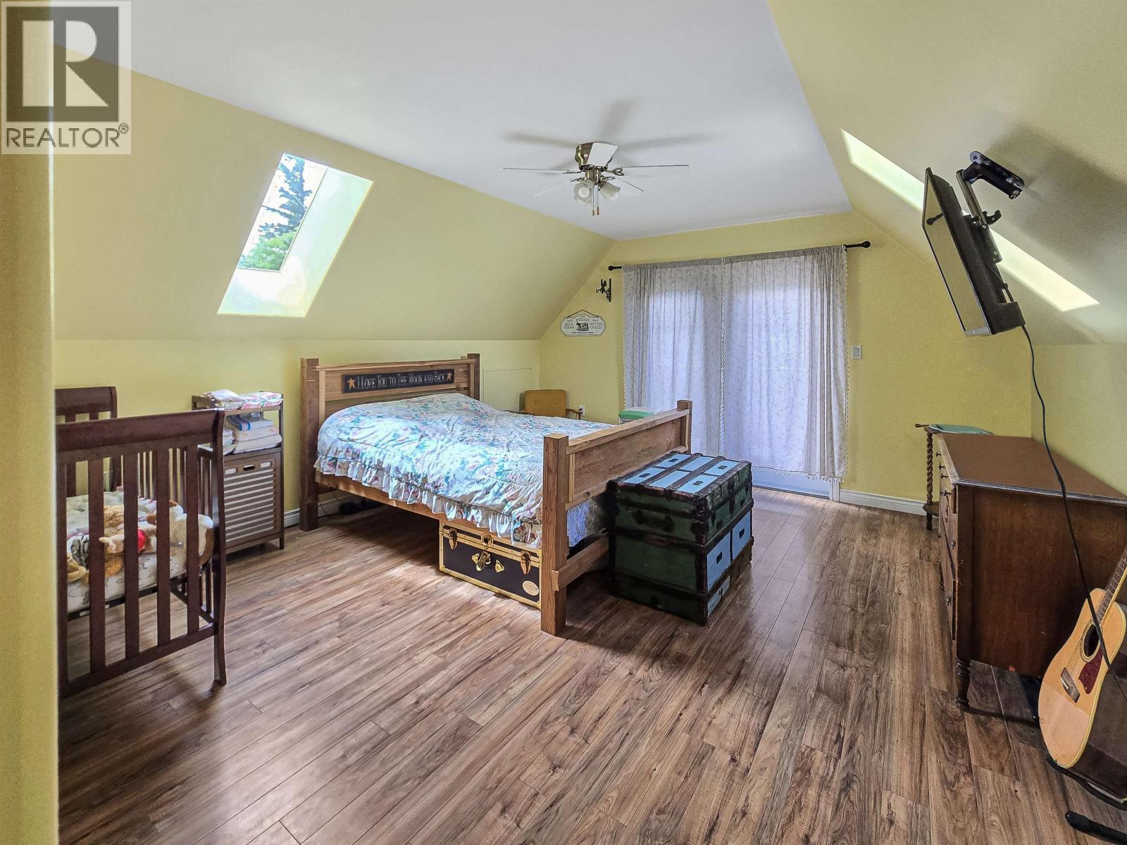 886 4Th Avenue, Mcbride, BC