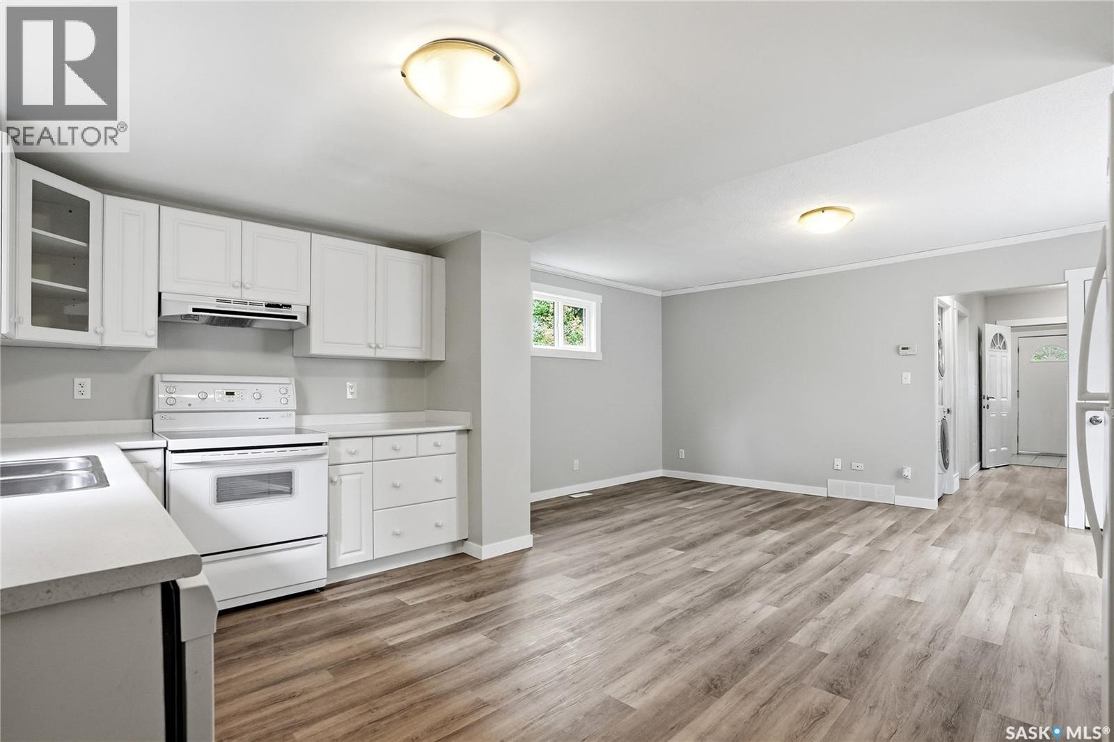 211 N Avenue S, Saskatoon, SK