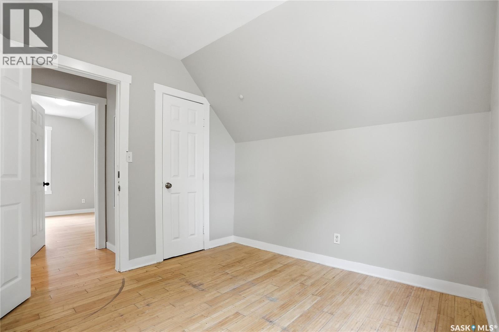 211 N Avenue S, Saskatoon, SK