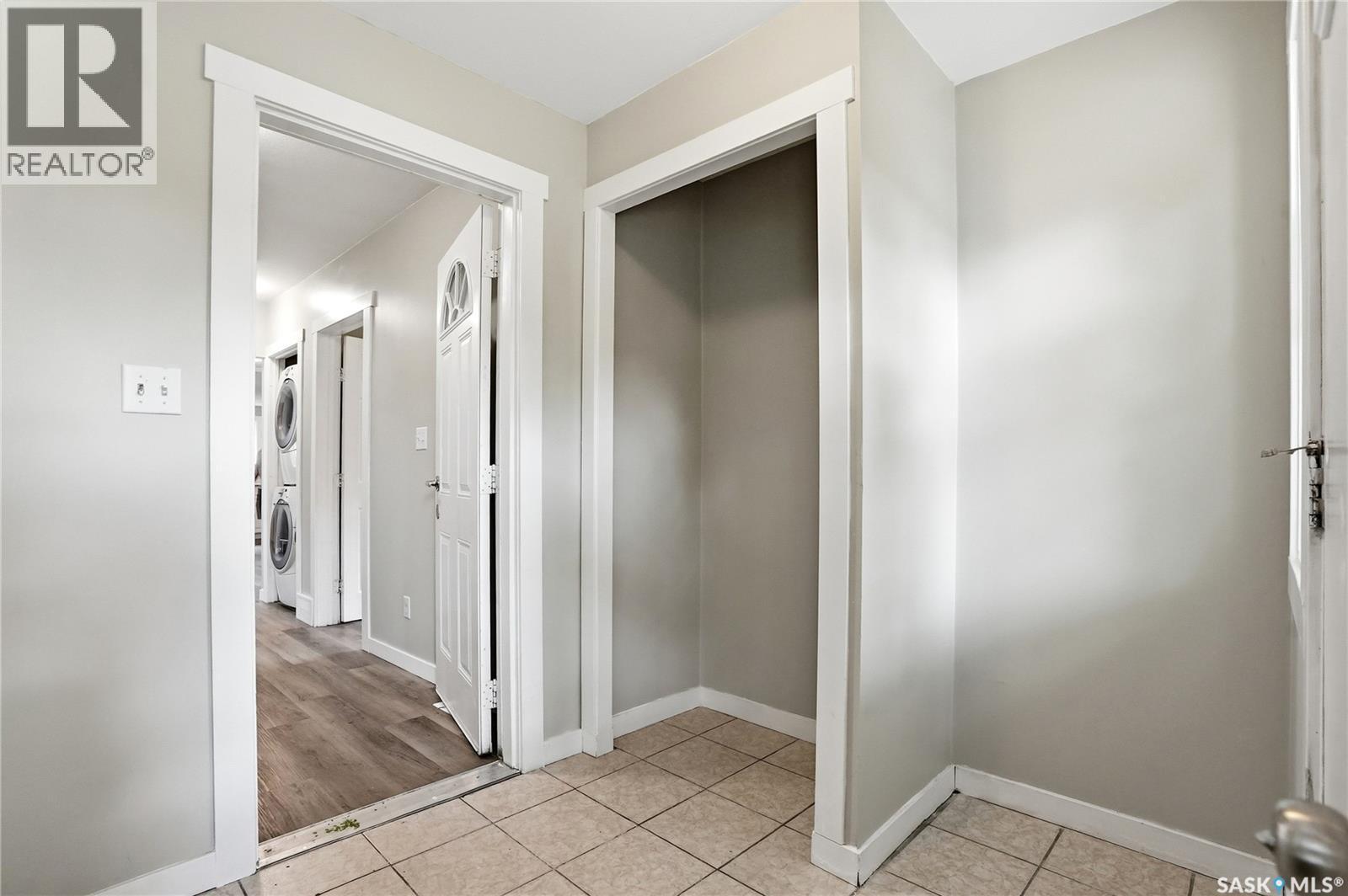 211 N Avenue S, Saskatoon, SK