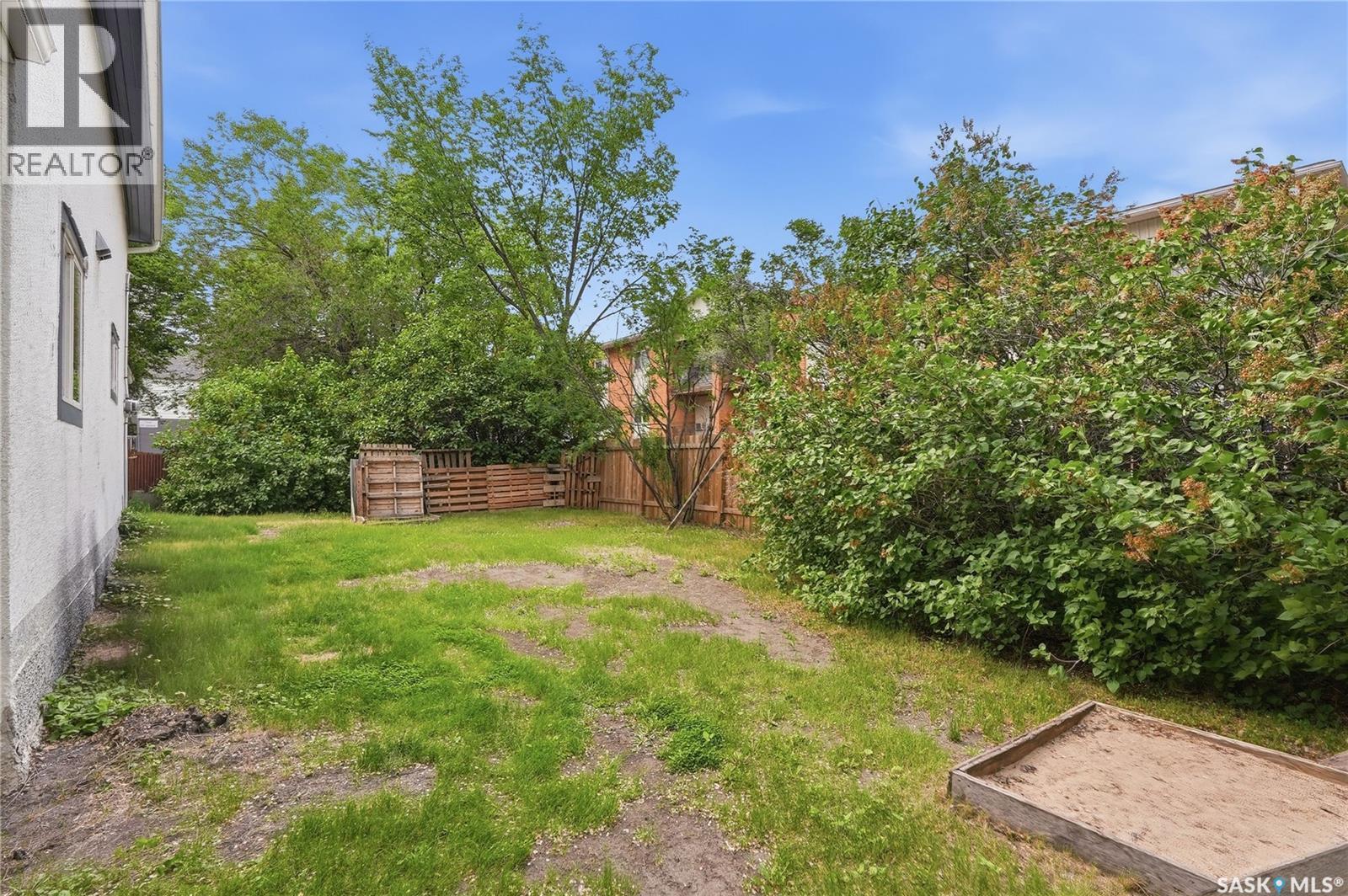 211 N Avenue S, Saskatoon, SK
