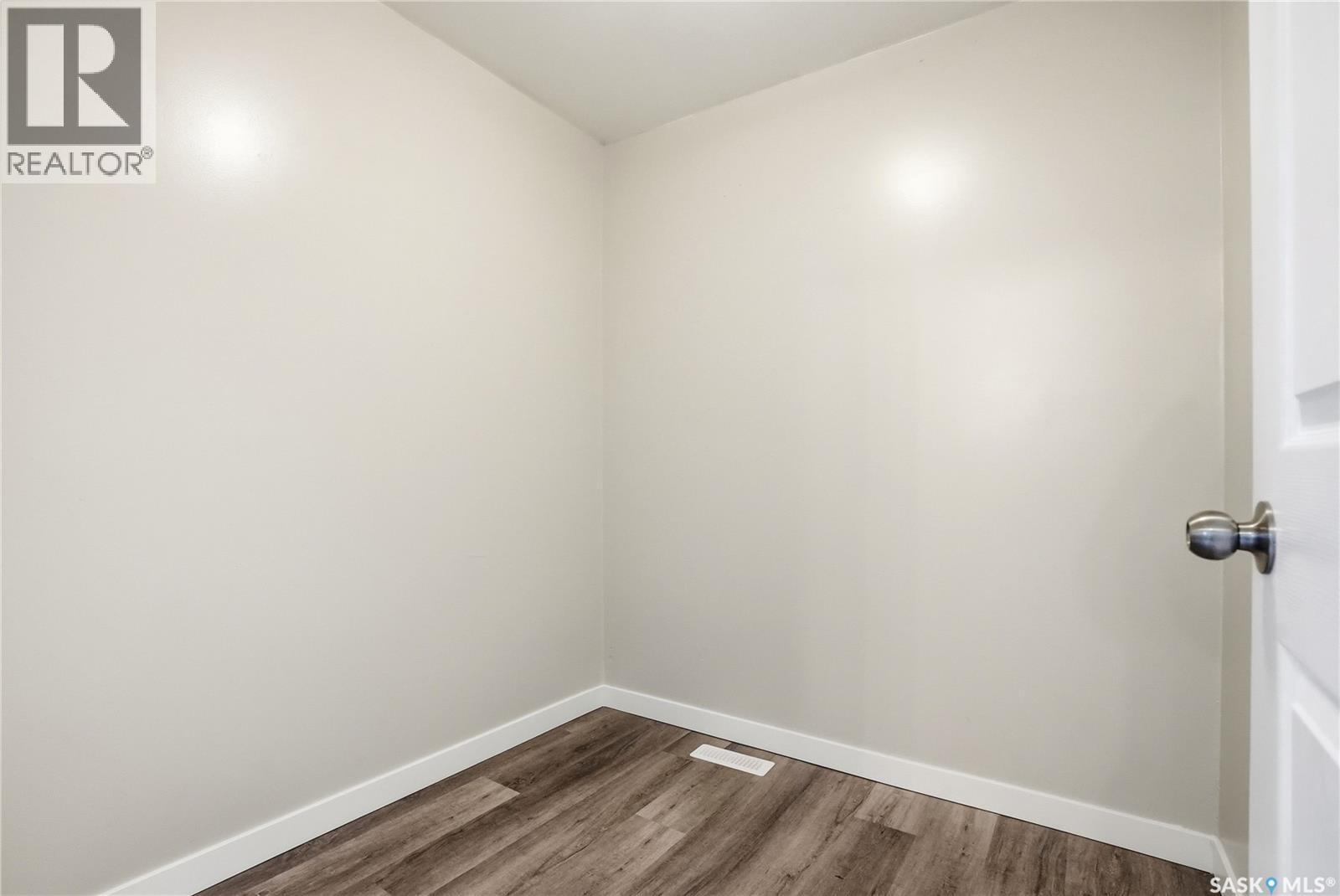 211 N Avenue S, Saskatoon, SK