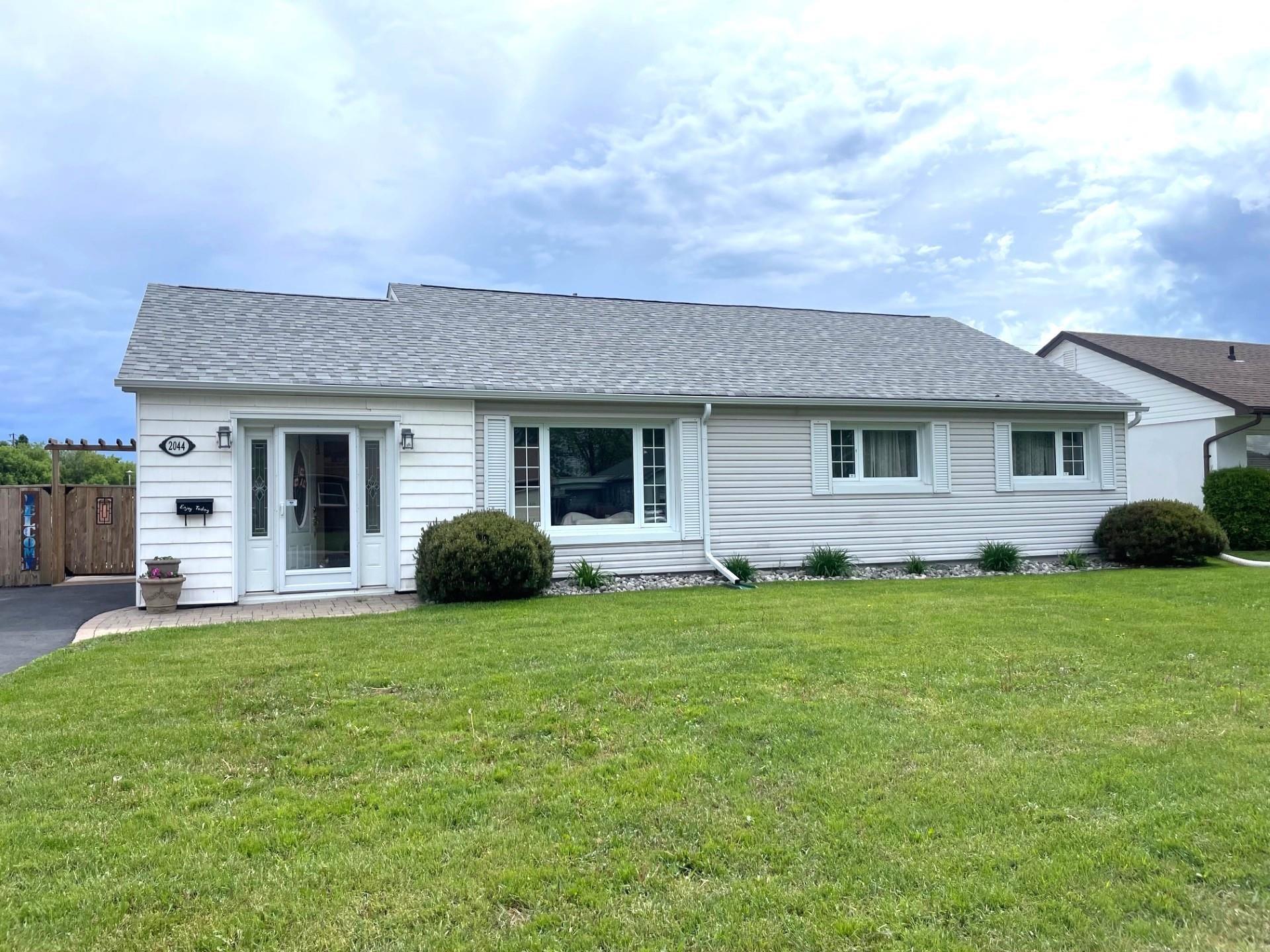 2044 Begin Street E, Thunder Bay, ON