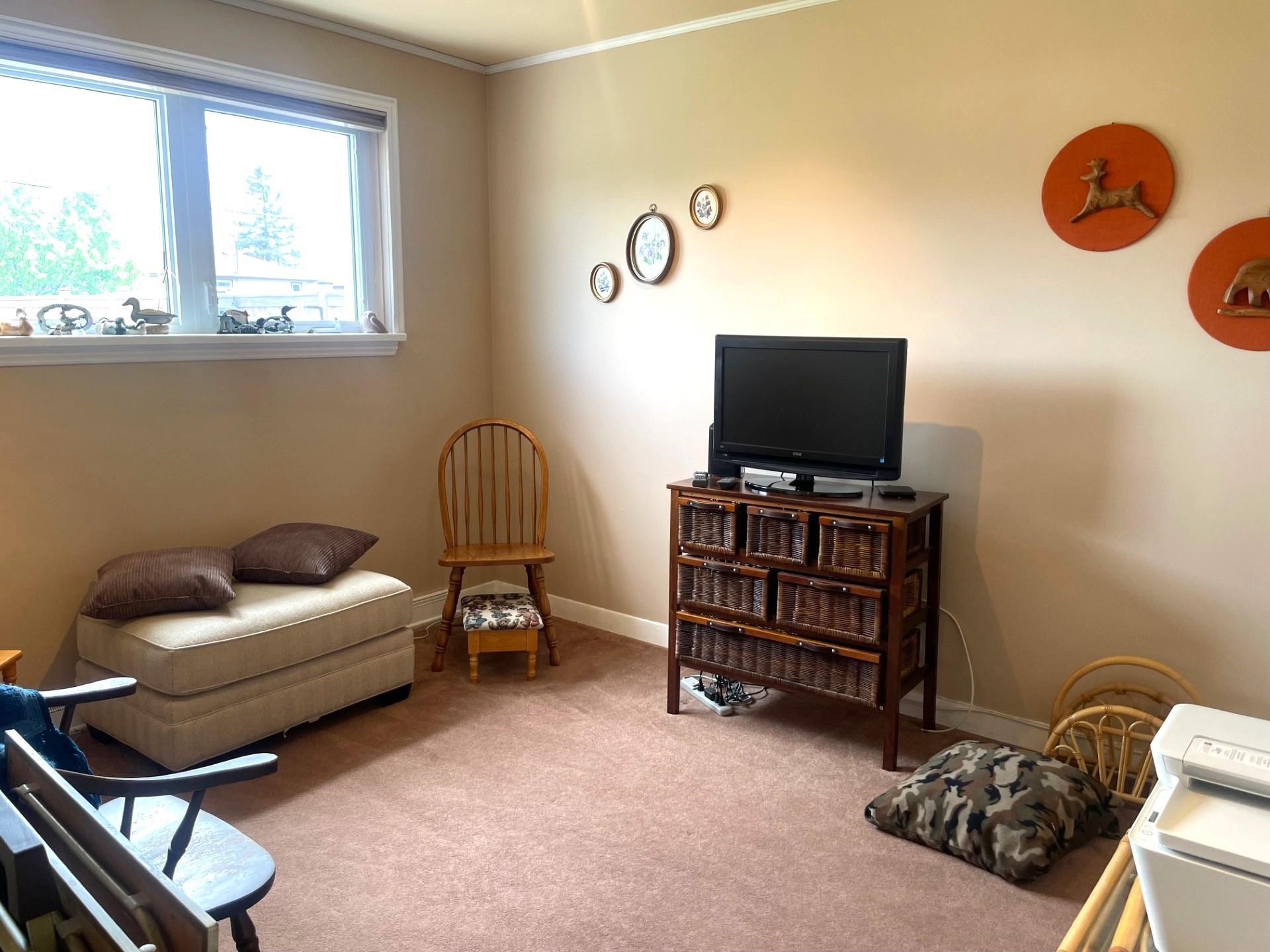 2044 Begin Street E, Thunder Bay, ON