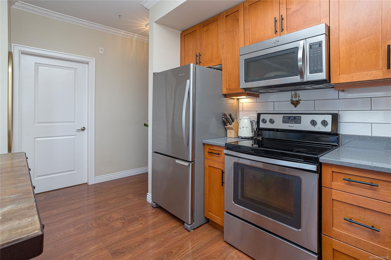 #308-2409 Bevan Ave, Sidney, BC