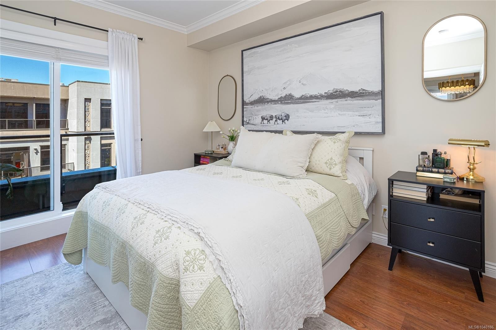 #308-2409 Bevan Ave, Sidney, BC