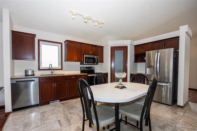 59 Moncrief Lane, Winnipeg, MB