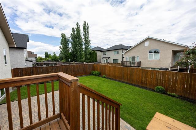 59 Moncrief Lane, Winnipeg, MB