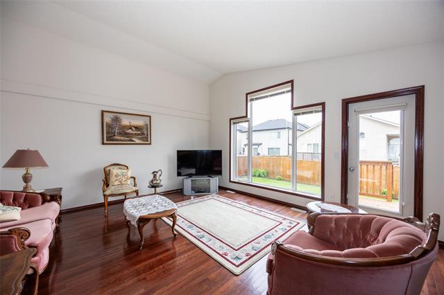 59 Moncrief Lane, Winnipeg, MB